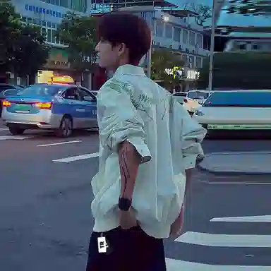 TR bombercleanfitvibe