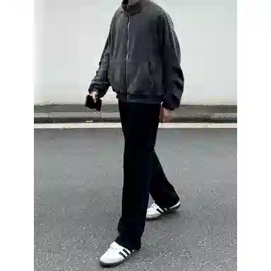 TR