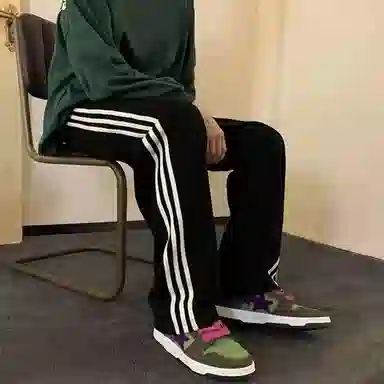 TR hiphopcleanfitvibe