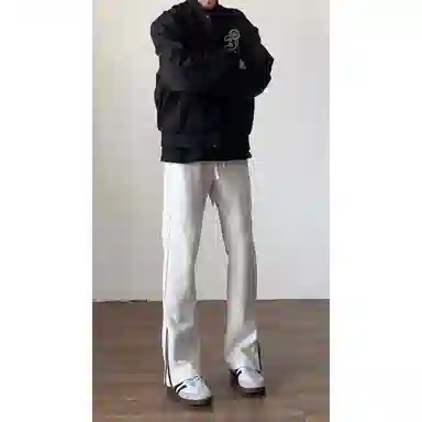 TR