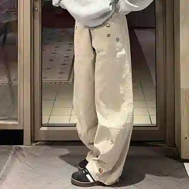 TR