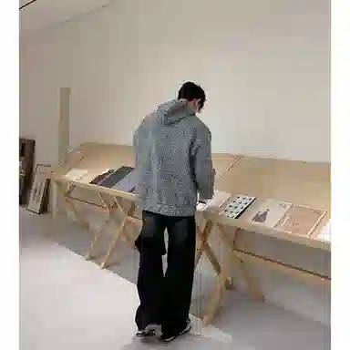 TR