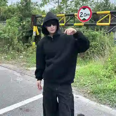 TR
