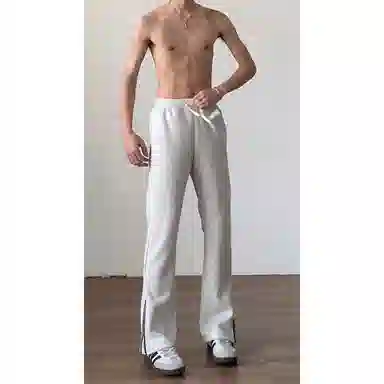 TR