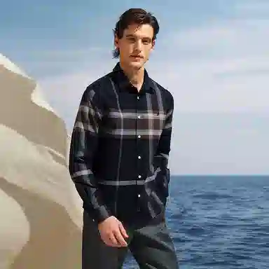 NAUTICA