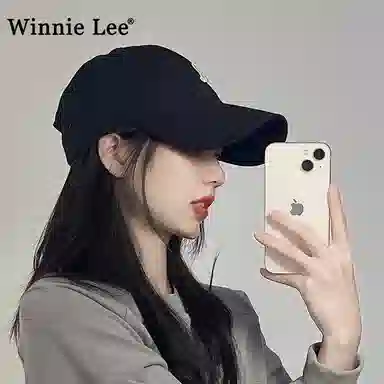 WINNIE LEE