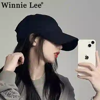 WINNIE LEE
