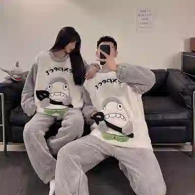 静英鸾 可爱小鲨鱼甜美风圆领珊瑚绒加绒加厚保暖秋冬季休闲舒适家居服睡衣套装 男女同款