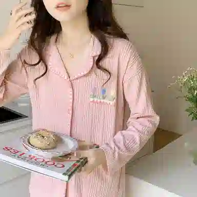静英鸾 简约甜美可爱卡通条纹小花翻领亲肤舒适可外穿家居服睡衣套装 女款