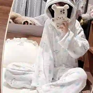 静英鸾 珊瑚绒保暖加绒加厚卡通熊猫可爱连帽休闲家居服睡衣套装 女款