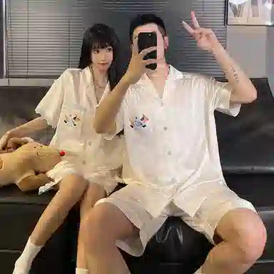 静英鸾 卡通小狗甜美风休闲舒适翻领家居服睡衣套装 男女同款