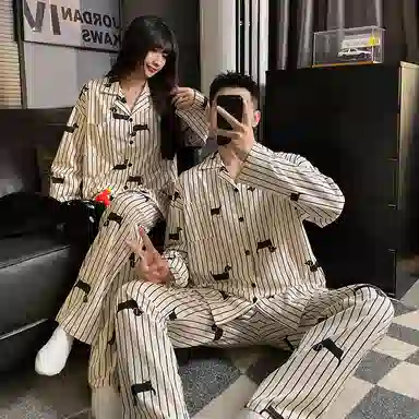 静英鸾 纯棉卡通可爱腊肠狗条纹翻领开衫长袖长裤休闲家居服秋冬季睡衣套装 男女同款