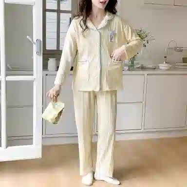 静英鸾 简约杏白甜美可爱卡通小恐龙休闲时尚可外穿家居服睡衣套装 女款