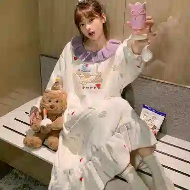 静英鸾 休闲时尚甜美可爱卡通字母小狗亲肤保暖舒适法兰绒可外穿睡裙 女款