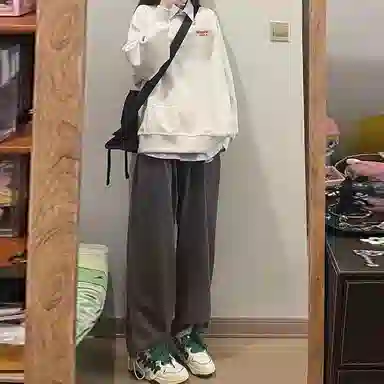 source with u oversize