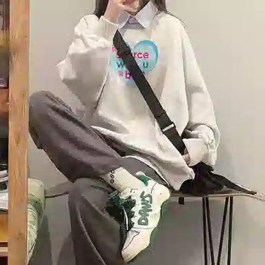 source with u oversize