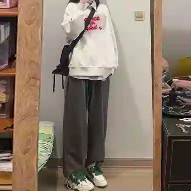 source with u oversize