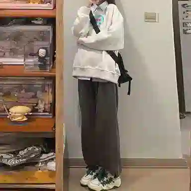 source with u oversize