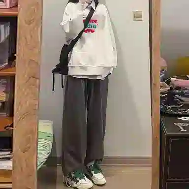 source with u oversize