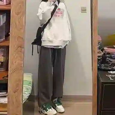 source with u oversize