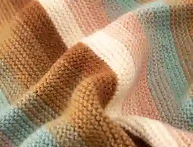 红豆 活力百搭时尚温暖韩式潮流礼盒装 定制卡片代写 涤纶 绒线围巾 男女同款情侣款