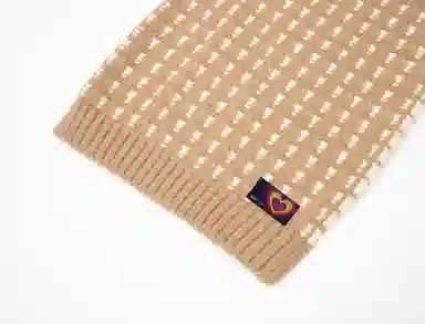 红豆 简约时尚舒适百搭 涤纶 绒线围巾 男女同款情侣款