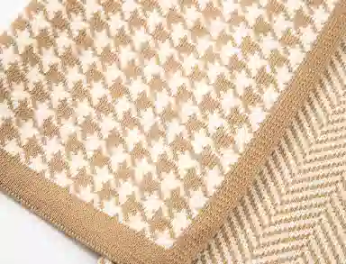 红豆 时尚复古百搭款温暖柔软巾礼盒装 定制卡片代写 涤纶 绒线围巾 男女同款情侣款