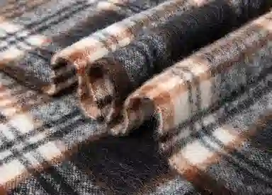 红豆 经典格纹时尚保暖礼盒装 定制卡片代写 涤纶 绒线围巾 男女同款情侣款