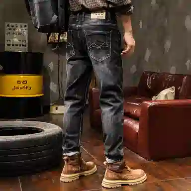 ASSIDUOUS CONFUSED EFFORT 2025