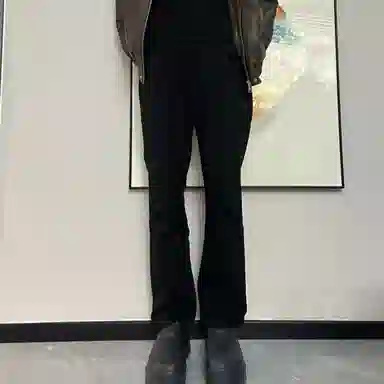 八哥 美式经典高街潮流做旧水洗废土风高级感窄版出街通勤柳叶弯刀时尚百搭微喇裤显高显瘦中腰设计秋冬裤子男牛仔裤 男女同款