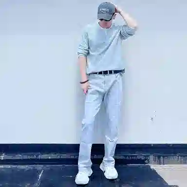 八哥 美式经典高街潮流做旧水洗废土风高级感窄版出街通勤柳叶弯刀时尚百搭微喇裤显高显瘦中腰设计秋冬裤子男牛仔裤 男女同款