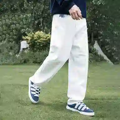 MIND ERROR Embroidered Logo Jeans