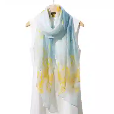 一米画纱 清新飘逸国风真丝雪纺喷绘沙巾气质仙仙花卉印花旅游拍照 桑蚕丝 丝巾 女款