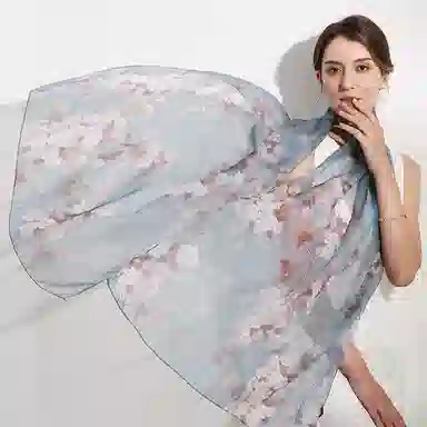 一米画纱 清新飘逸国风真丝雪纺喷绘沙巾气质仙仙花卉印花旅游拍照 桑蚕丝 丝巾 女款