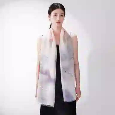 一米画纱 清新飘逸国风真丝雪纺喷绘沙巾气质仙仙花卉印花旅游拍照 桑蚕丝 丝巾 女款