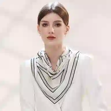 一米画纱 古典花卉雅韵国风真丝方巾旅游装饰素绸缎领巾搭配西装时尚出游 桑蚕丝 丝巾 女款