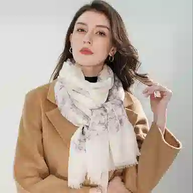 一米画纱 轻盈柔美细腻亲肤保暖空调披肩高档斜纹喷绘印花自然时尚旅游拍照 山羊绒 绒线围巾 女款