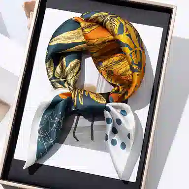 一米画纱 古典花卉雅韵国风真丝方巾旅游装饰素绸缎领巾搭配西装时尚出游 桑蚕丝 丝巾 女款