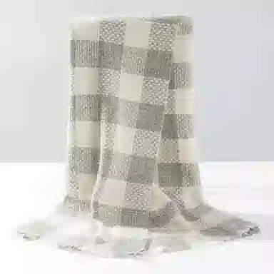 一米画纱 温暖柔软优雅舒适日式暖糯厚实色织格细腻亲肤保暖披肩青春洋气时尚 绵羊毛 绒线围巾 女款