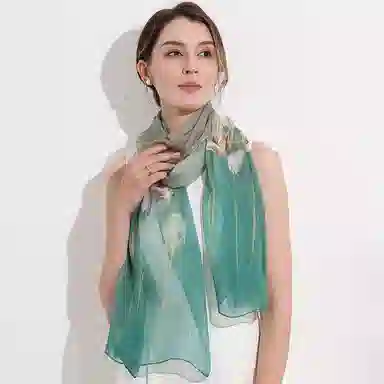 一米画纱 清新飘逸国风真丝雪纺喷绘沙巾气质仙仙花卉印花旅游拍照 桑蚕丝 丝巾 女款