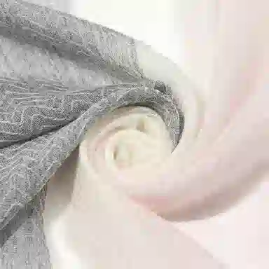 一米画纱 轻盈柔软舒适优雅时尚水溶色织格空调披肩户外保暖 绵羊毛 绒线围巾 女款