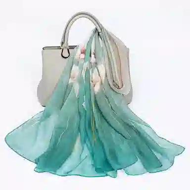 一米画纱 清新飘逸国风真丝雪纺喷绘沙巾气质仙仙花卉印花旅游拍照 桑蚕丝 丝巾 女款