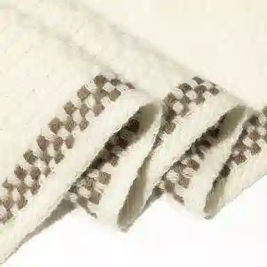 一米画纱 温暖柔软优雅舒适日式暖糯厚实色织格细腻亲肤保暖披肩青春洋气时尚 绵羊毛 绒线围巾 女款