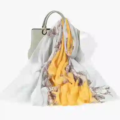 一米画纱 轻盈柔美细腻亲肤保暖空调披肩高档斜纹喷绘印花自然时尚旅游拍照 山羊绒 绒线围巾 女款