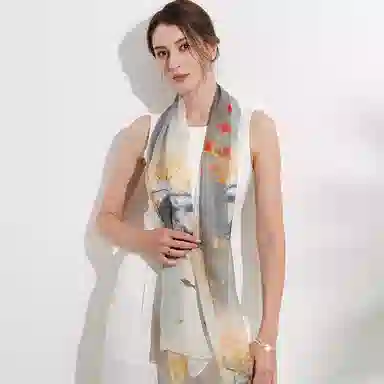 一米画纱 清新飘逸国风真丝雪纺喷绘沙巾气质仙仙花卉印花旅游拍照 桑蚕丝 丝巾 女款