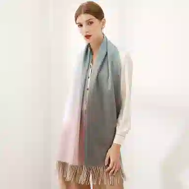 一米画纱 高级感小众气质流苏渐变时尚加厚保暖外搭防寒粗纺工艺 山羊绒 绒线围巾 女款
