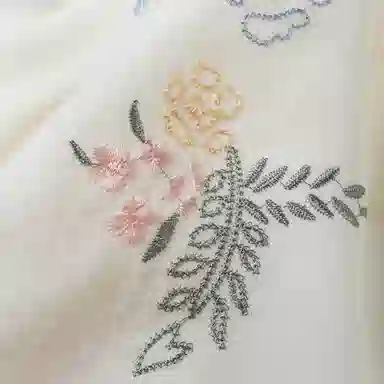 一米画纱 中式古典国风花卉贴花结婚喜宴亲肤防风保暖披风优雅精致外搭 绵羊毛 披肩 女款