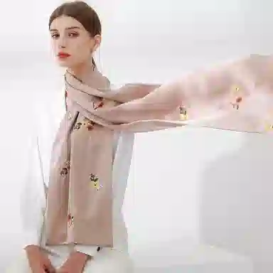 一米画纱 中式苏绣古典国风高级时尚刺绣真丝长巾优雅丝绸新娘披肩 桑蚕丝 丝巾 女款