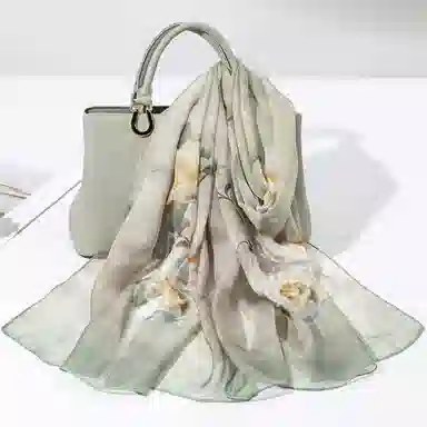 一米画纱 清新飘逸国风真丝雪纺喷绘沙巾气质仙仙花卉印花旅游拍照 桑蚕丝 丝巾 女款