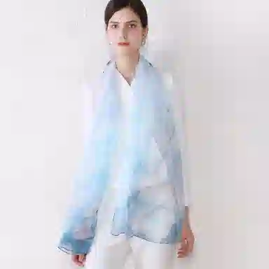 一米画纱 清新飘逸国风真丝雪纺喷绘沙巾气质仙仙花卉印花旅游拍照 桑蚕丝 丝巾 女款